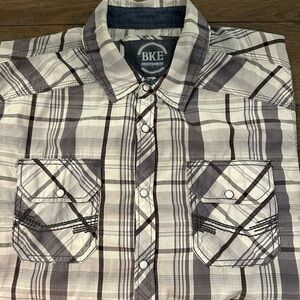 BKE Athletic Fit Long Sleeve Pearl Snap Shirt Size L‎ Gently Worn